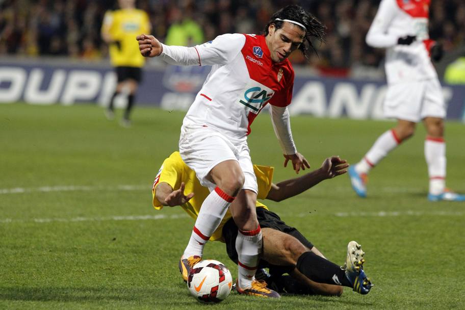 Il 22 gennaio 2014, nella vittoria per 3-0 sul Monts in Coppa di Francia, subisce un grave infortunio al ginocchio sinistro (Afp)